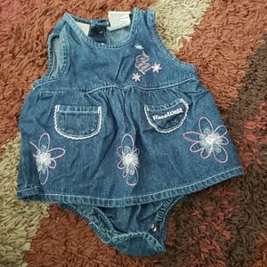 Infant girls one piece dress